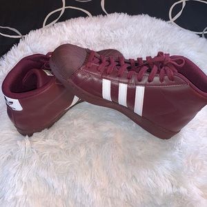 🔥ADIDAS BURGUNDY HIGH TOP PRO MODEL YOUTH SIZE 7🔥